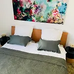 Stilvolle Mit Panoramablick, Lift, Ruhe, Komfort Thermenerlebnis