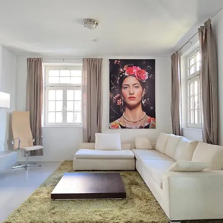 In Villa, Skyview, Lift, Luxus -beletage באד הל