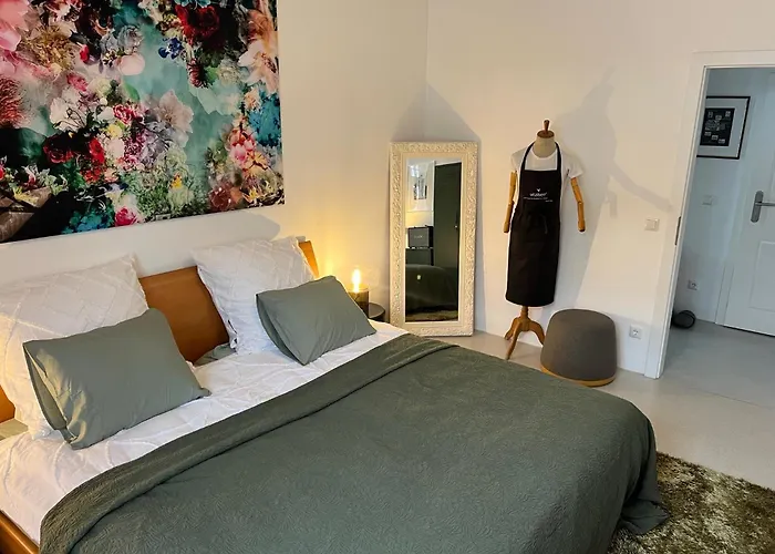 Stilvolle Mit Panoramablick, Lift, Ruhe, Komfort Thermenerlebnis